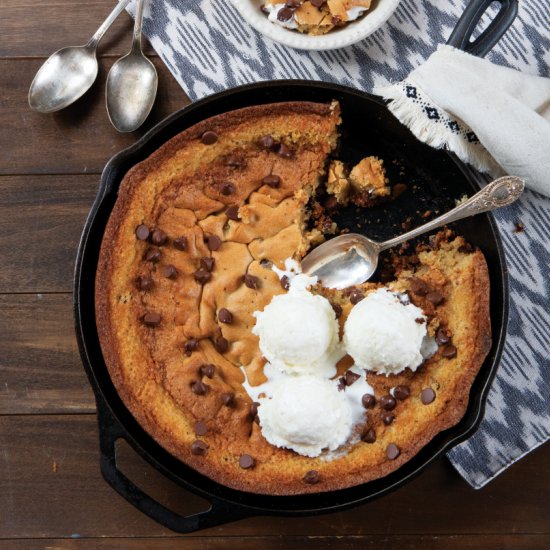 Giant Skillet Chocolate Chip Cookie