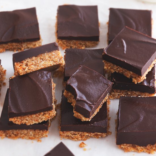 Salted Chocolate Pretzel Bars