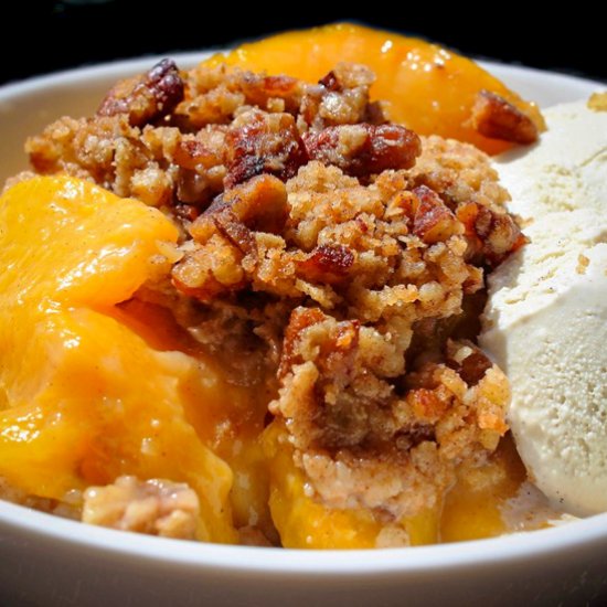 Peach Crumble With Oats