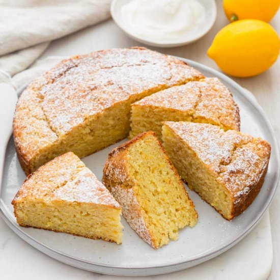 Simple Lemon Yogurt Cake