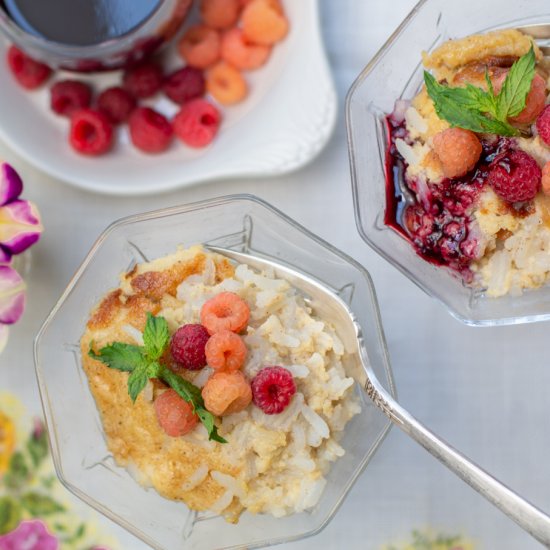 custard rice pudding w berries