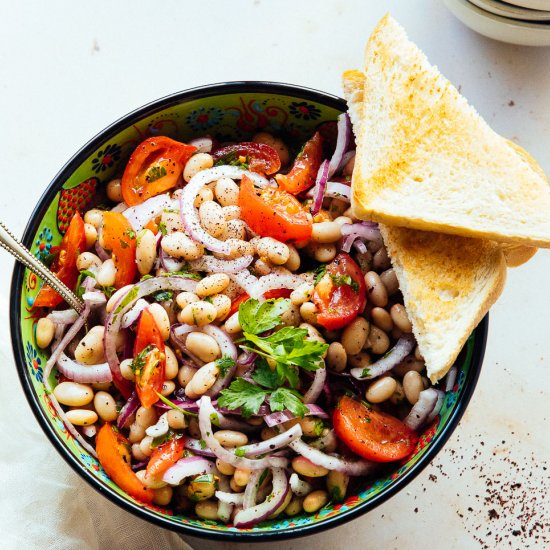 10-Minute Turkish Bean Salad