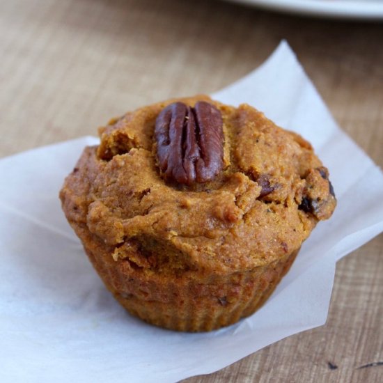 Vegan Pumpkin Pecan Muffins