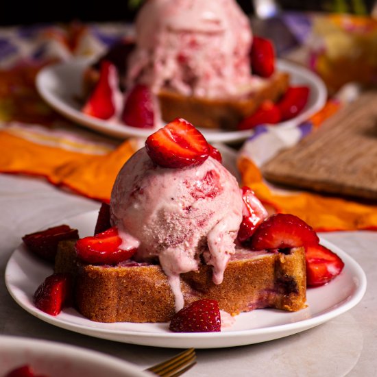 Triple Strawberry Sundae