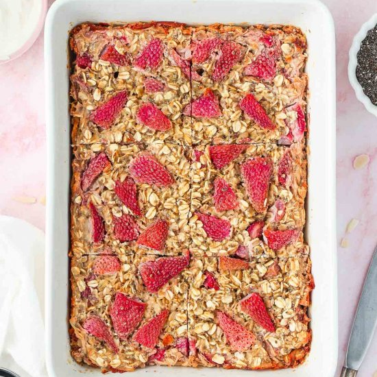 Baked Strawberry Oatmeal