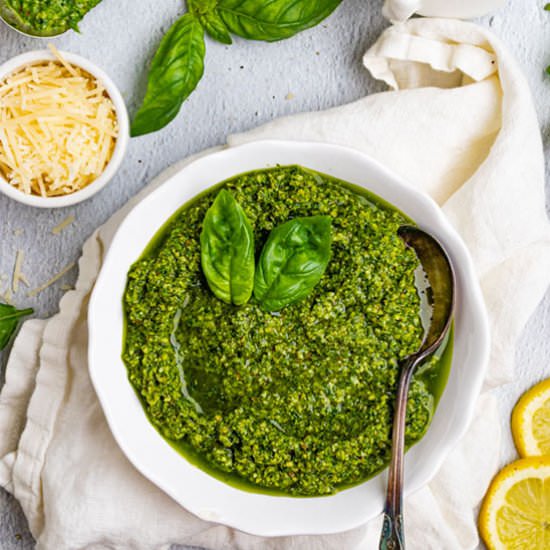 Basil Pesto (with Almonds)