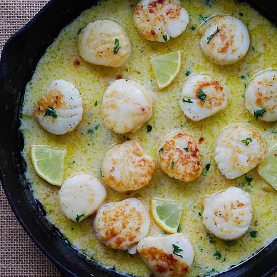 Creamy Garlic Scallops