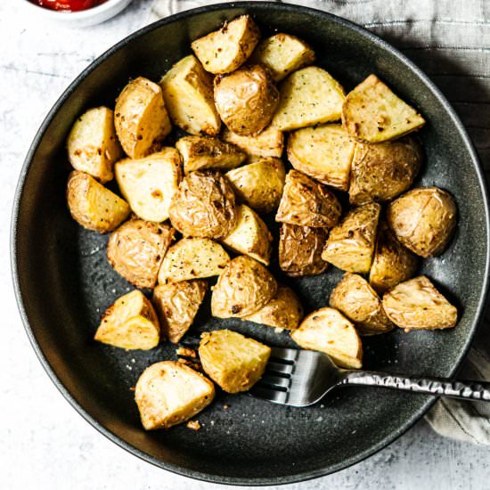 Garlic Air Fryer Potatoes