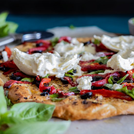 RED PEPPER & BURRATA FLATBREAD