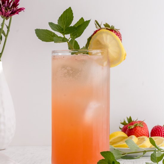 Vodka Strawberry Lemonade