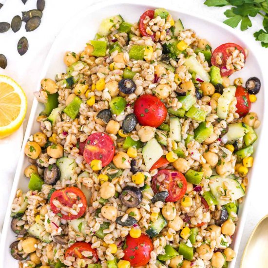 Wholesome Farro Salad with Veggies