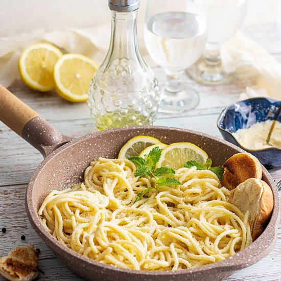 SPAGHETTI AL LIMONE