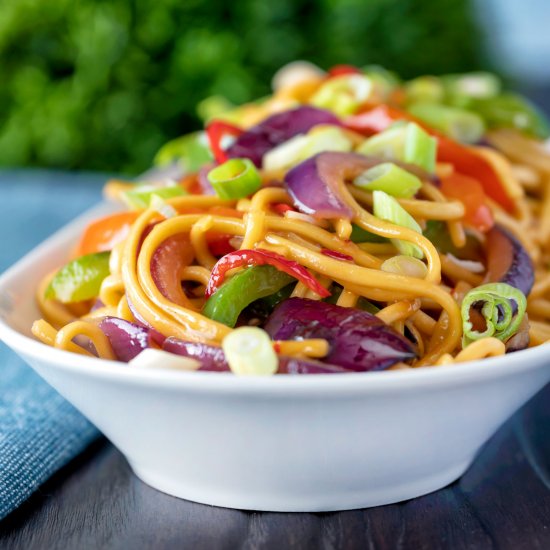 Sweet Chilli Noodles with Peppers