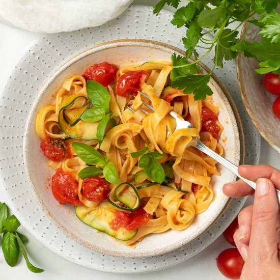 Zucchini Tomato Pasta