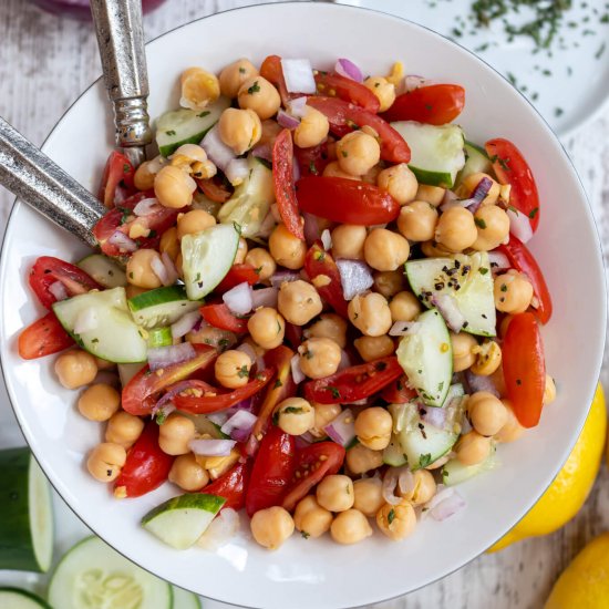 Refreshing Chickpea Salad