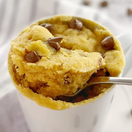 Choc Chip Mug Cake