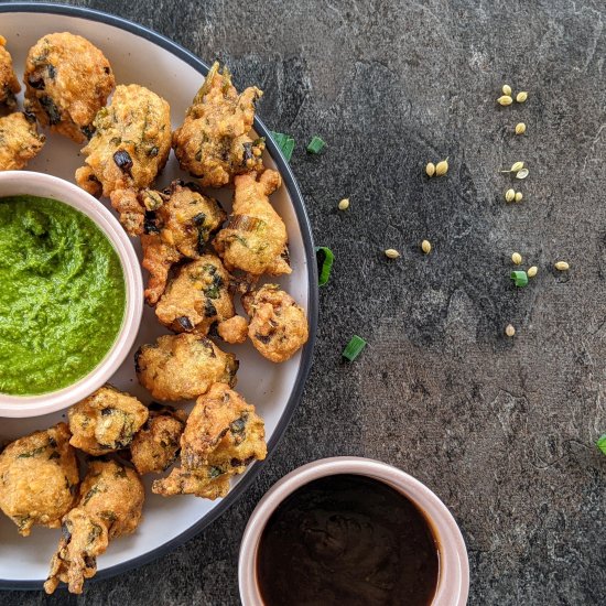 Moong dal pakora/lentil fritters