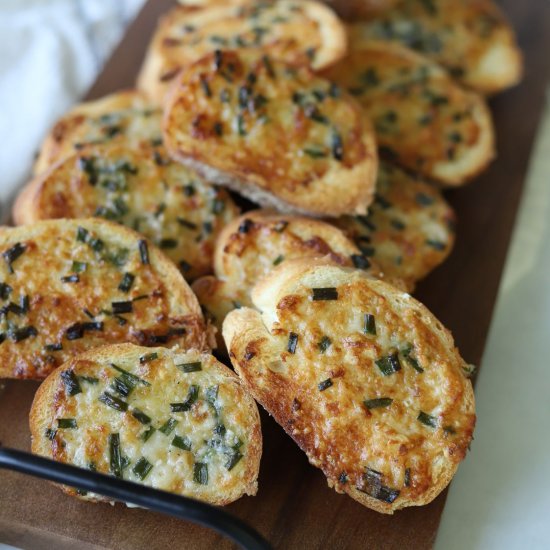 Air Fryer Garlic Bread