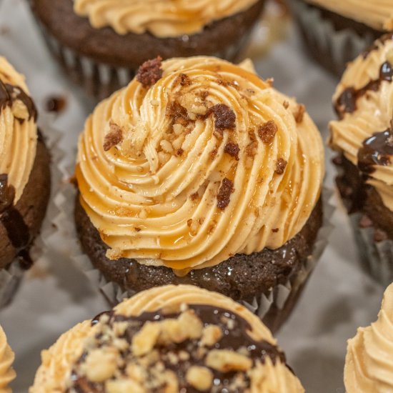 Chocolate Peanut Butter Cupcake