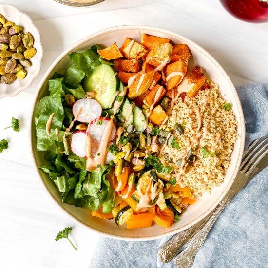 Couscous buddha bowl