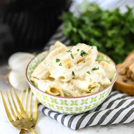 Crock Pot Chicken Alfredo