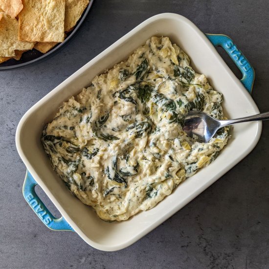 Cheesy Spinach and Artichoke Dip