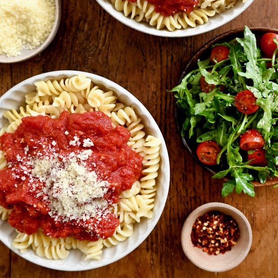 10-Minute Homemade Marinara Sauce