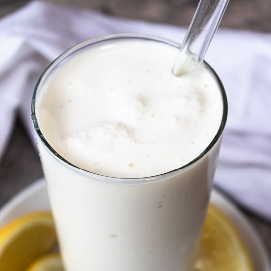 Creamy Lemonade Protein Smoothie