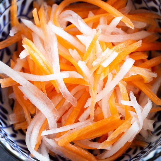 Vietnamese Pickled Carrots & Daikon