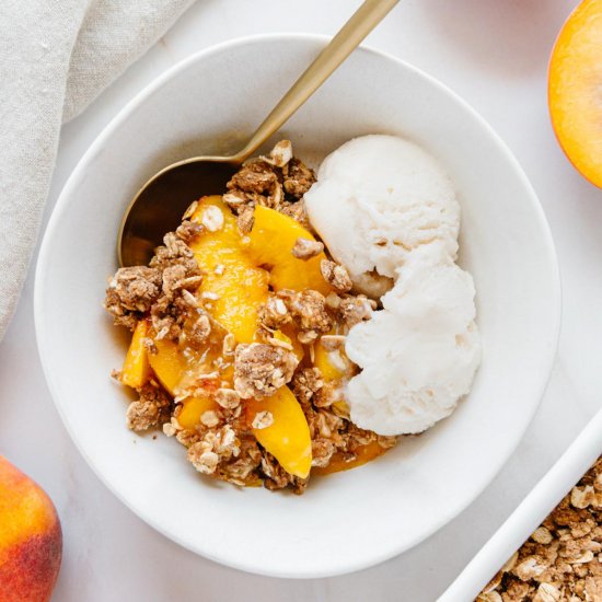 Vegan Peach Crisp (Without Butter!)