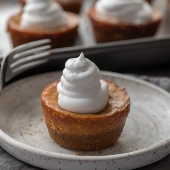 Pumpkin Cheesecake Minis