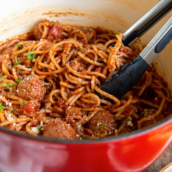 One Pot Spaghetti and Meatballs