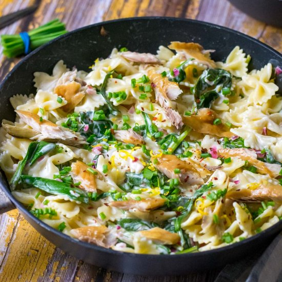 Quick Smoked Mackerel Pasta