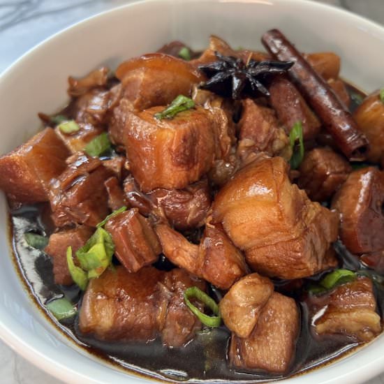 Braised Pork Belly (Hong Shao Rou)