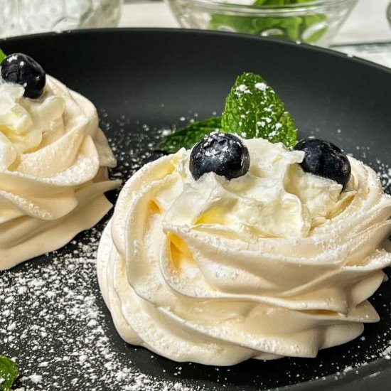 Mini Pavlova