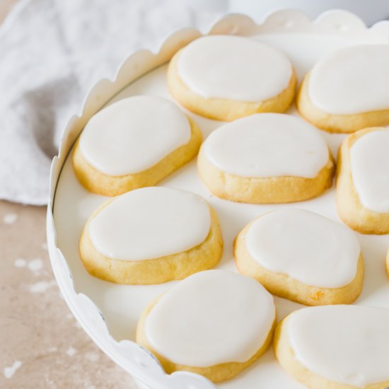 Lemon Glazed Meltaway Cookies