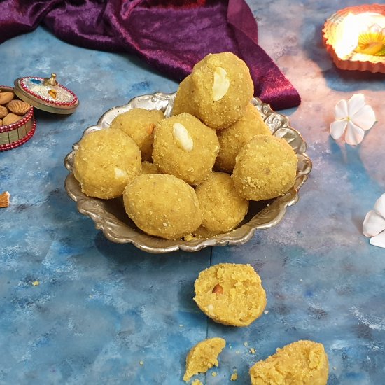 Besan Ladoo