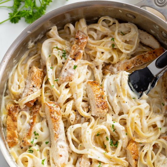 Chicken Alfredo Pasta