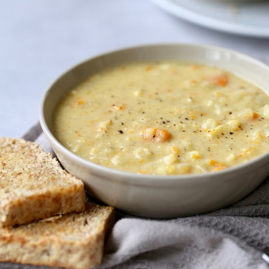 Roasted Cauliflower Chowder