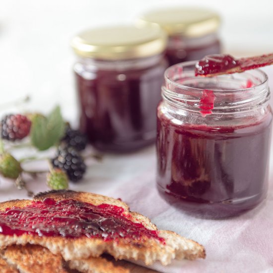 blackberry jam with oregano