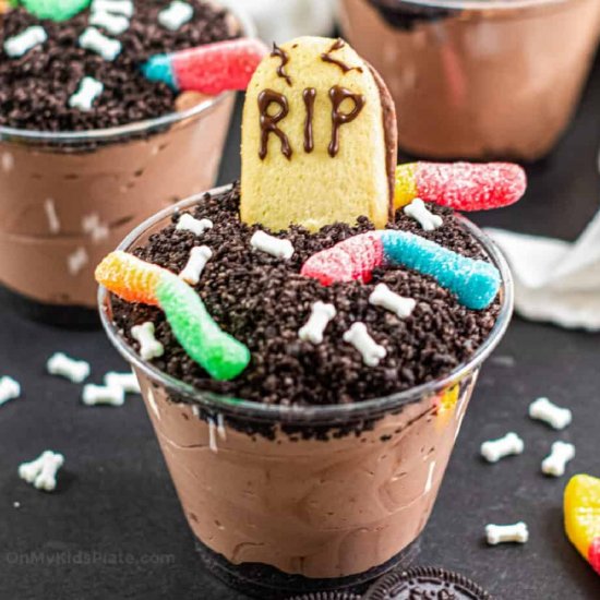 Spooky Graveyard Dirt Cups