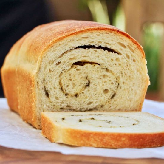 Pesto Bread