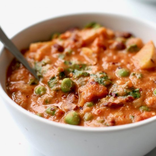 1 Pot African Peanut Stew (Maafe)