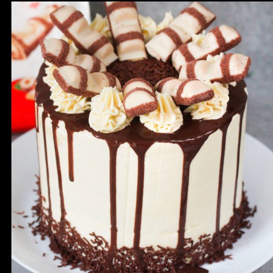 White Kinder Bueno Cake