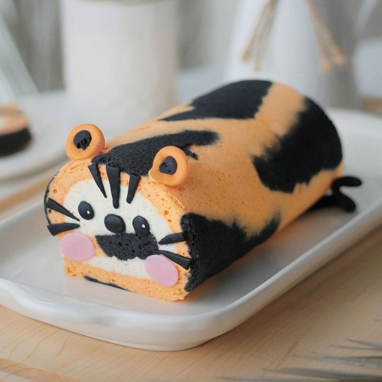 Tiger Pattern Cake Roll