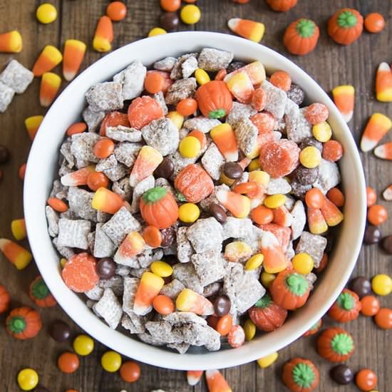 Halloween Muddy Buddies