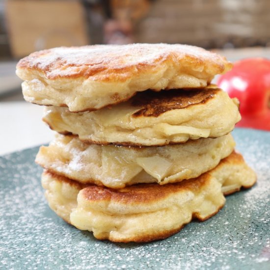 Fluffy Polish yeast pancakes