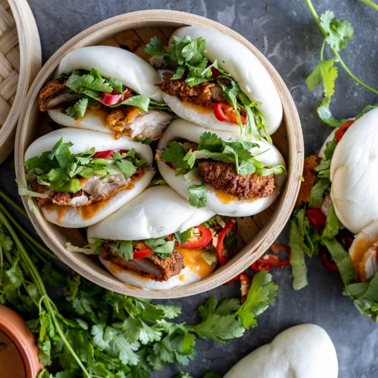 30-MINUTE CRISPY CHICKEN BAO BUNS