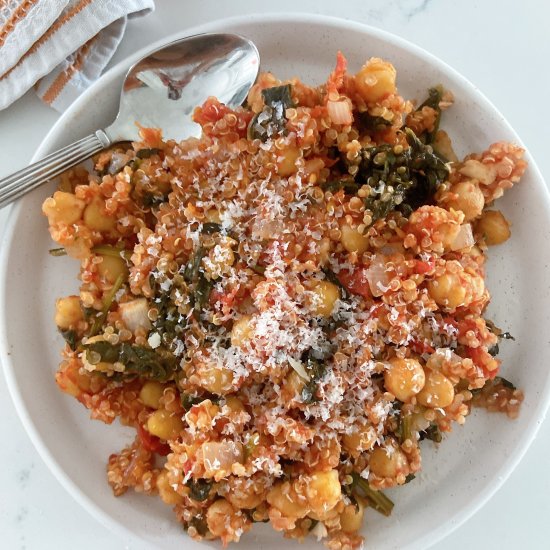 Quinoa with chickpeas and tomatoes