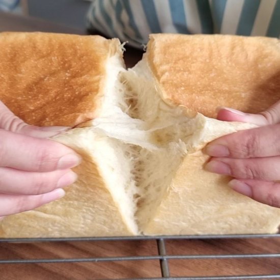 Japanese Milk Bread – Yudane Method